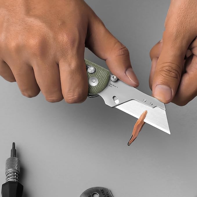 Kizer Uti Bear(New Dual-screw Version) Folding Utility Knife, Clutch Lock Box Cutter EDC Pocket knife with 5PCS Razor Blades, Pocket Knives with Pocket Clip for Men Women V3619JM1