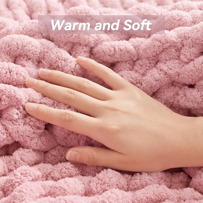 Negwoo Chunky Knit Throw Blanket, Knitted Throw Chenille Yarn, 60"*80" | Soft Thick Cable Knitted Blankets, Handmade Big Thick Blanket, Machine Washable Cute Comfy Blanket for Home Decor, Light pink