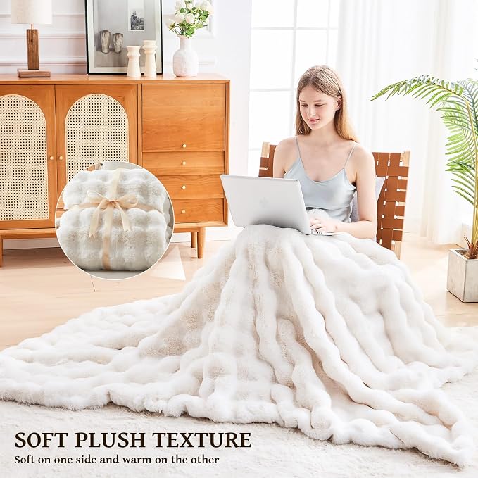 Faux Fur Throw Blanket for Couch, 1000 GSM Cozy Fuzzy Fluffy Soft Plush Thick Bubble Sherpa Blanket for Sofa Bedroom Living Room, Mothers Day Birthday Gifts for Women Home Decor