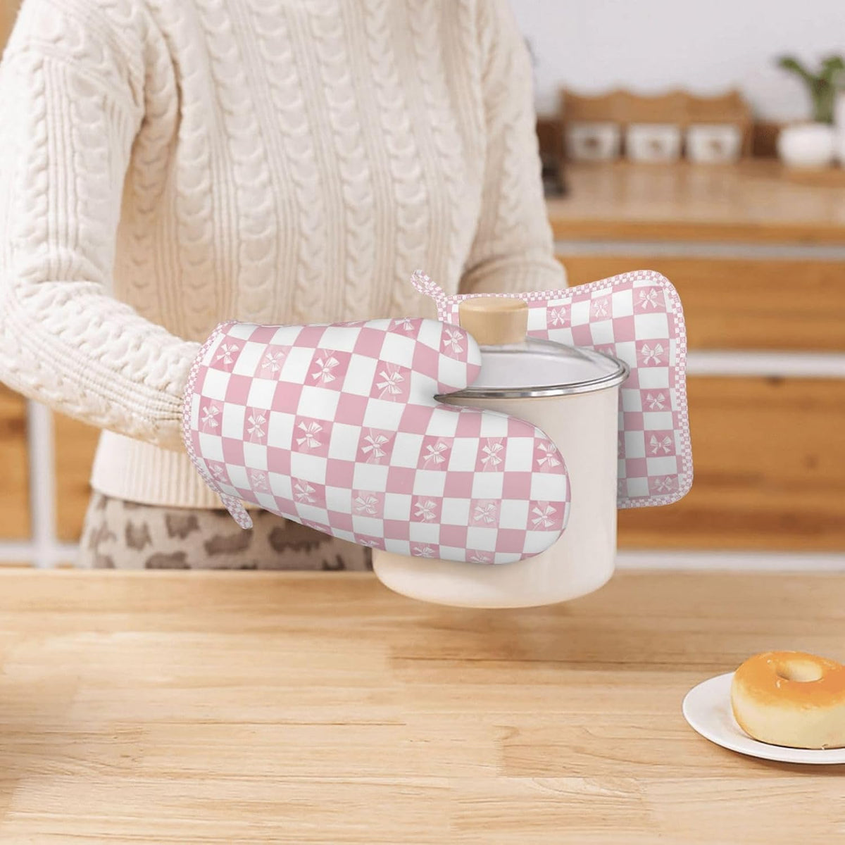Oven Mitts and Pot Holders Pink Check Bow Pattern Silicone Kitchen Accessories Set of 2 Heat Resistant Long Gloves Potholder Non-Slip Grip for Chef Cooking Baking Grilling BBQ