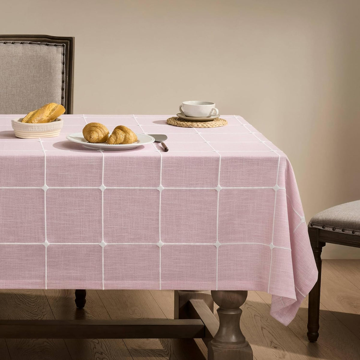 ZeeMart Grid Embroidered Rectangle Hemmed Tablecloths 60x104in, Pink