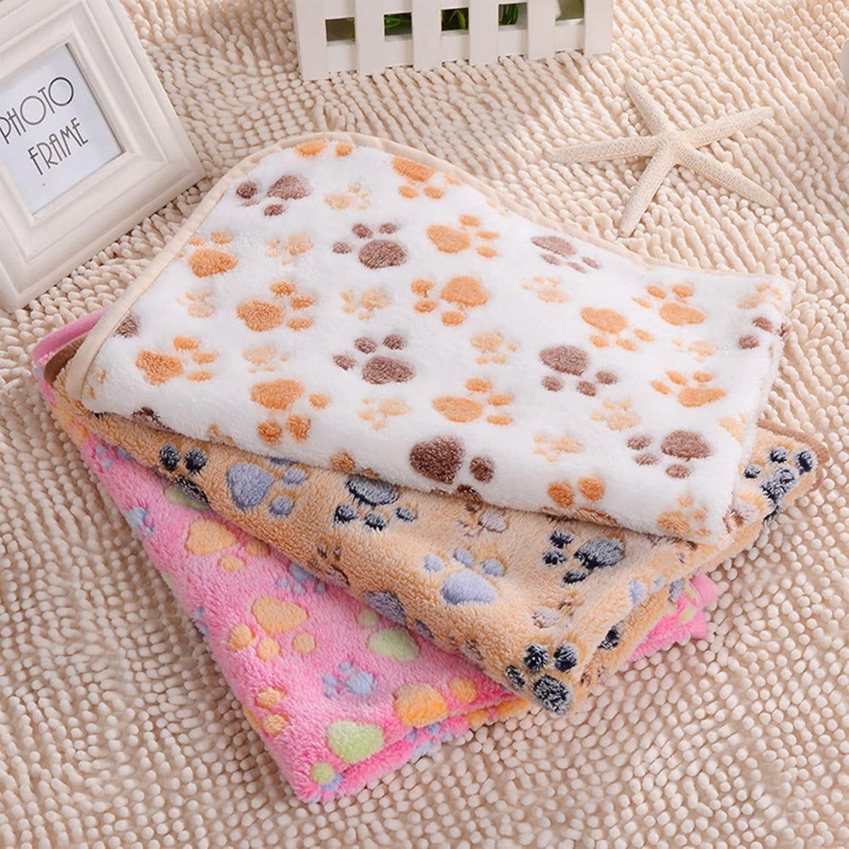 Blanket-Premium-Flannel-Medium-Printed Throw for Cats Dog Puppy Animals Soft Fluffy Fleece Pet Blankets Cozy Warm Sleep Mat Cute Paw Pink