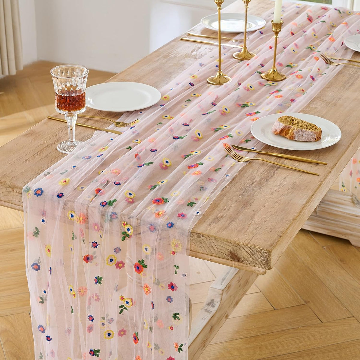 1pcs Pink Daisy Spring Table Runner Embroidery Gauze 10FT Florals Seasonal Tulle Holiday Birthday Kitchen Dining Table Decor for Home Party