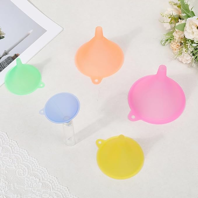 Kitchen Funnel Set with 5 Sizes Small to Large Plastic Cooking Funnel with Narrow Spout for Filling Bottles Transferring Liquid Dry Ingredients Cosmetic Lotion Essential Oils