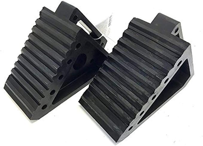 MoJack MJ-PRO 750-Pound Lift for Tractors and MAXXHAUL Solid Rubber Heavy Duty Black Wheel Chock 2-Pack