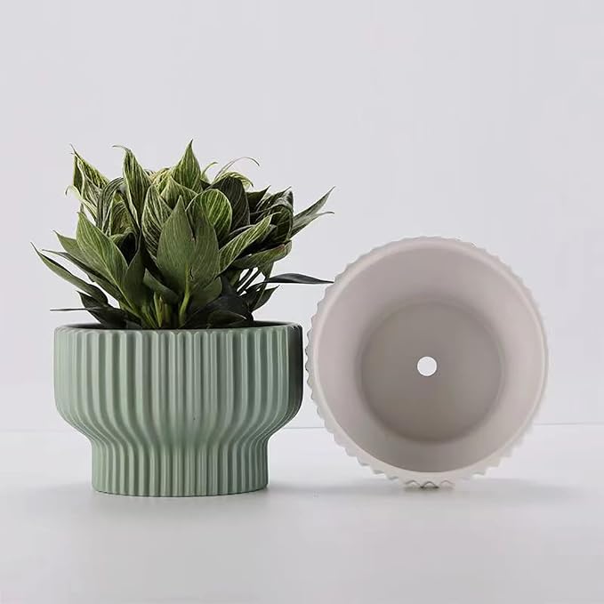 Puoyik 2 Piece Set of Flower Pots 8/6 inches, Ceramic Flower Pots with Drainage Holes, Indoor and Outdoor Plant Flower Planter (7.8/5.9 Green)