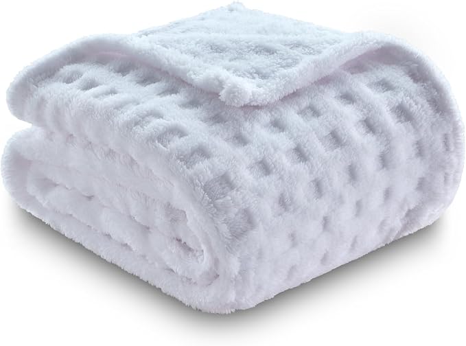 NEWCOSPLAY 3D Waffle Checkered Flannel Twin Blanket, White, 60"x80" | Super Soft Cute Lightweight Decorative Premium Silky Fleece Blanket for Couch Sofa Bed, Gift for Women Men, All Season Use