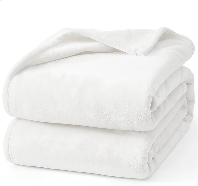 Hansleep Throw XL White Fleece Blanket, Soft Flannel Bed Blanket | Fuzzy Cozy Blanket 50x70 Inches, Multi-use for Bed, Sofa, Couch, Travel, Camping, All Season Warm Lightweight Cover