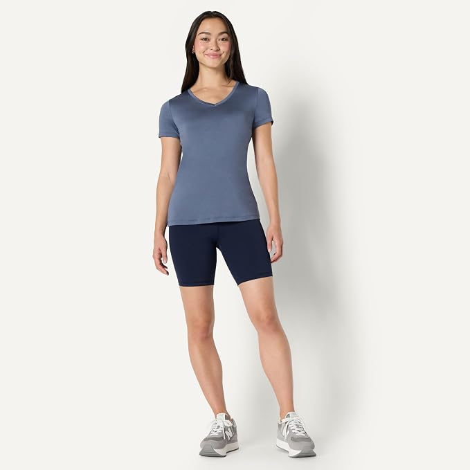 Amazon Essentials Women's Active Quick Dry Tech Stretch Short-Sleeve V-Neck T-Shirt (Available in Plus Size), Pack of 2