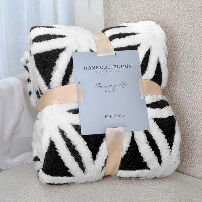LOMAO Sherpa Fleece Blanket Fuzzy Soft Throw Blanket Dual Sided Blanket for Couch Sofa Bed (Black, 60''x80'')