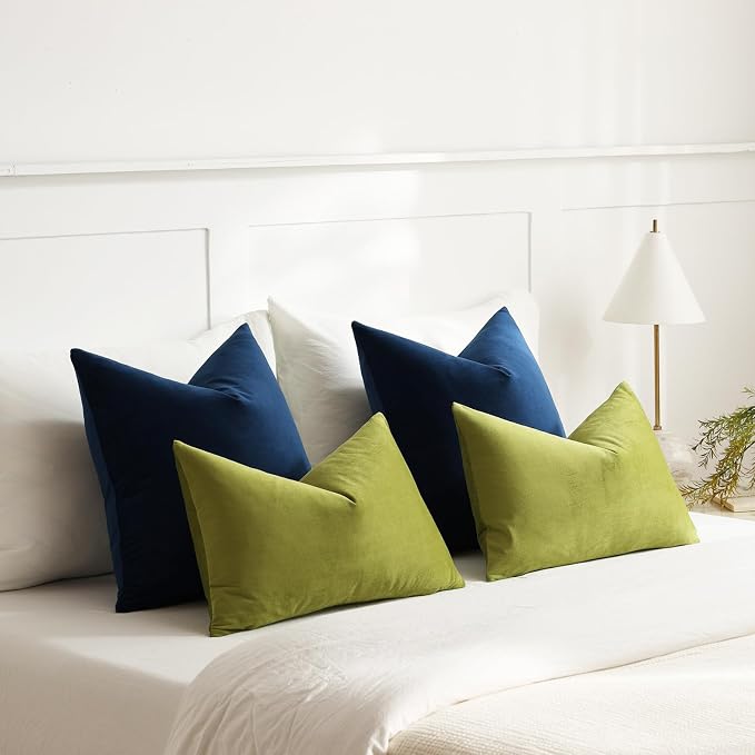 Throw Pillow Covers 22x22 Midnight Blue: Pack of 2 Cozy Soft Velvet Square Modern Luxury Decorative Throw Pillow Cases for Sofa Couch Living Room Bed Home Decor