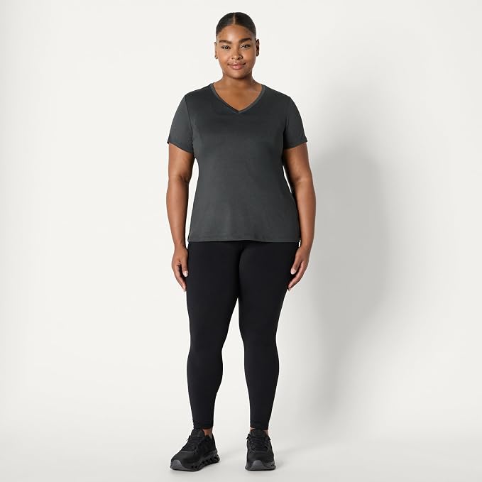 Amazon Essentials Women's Active Quick Dry Tech Stretch Short-Sleeve V-Neck T-Shirt (Available in Plus Size), Pack of 2