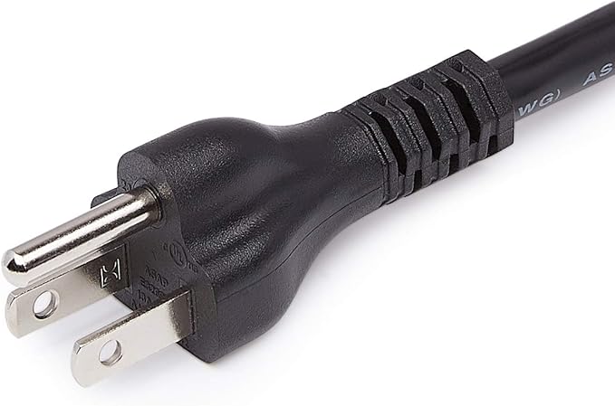 Amazon Basics Extension Cord, 3 Prong Outlet Extender, Indoor Power Extension Cable, 13 Amps, 125V, 3 Ft, Black