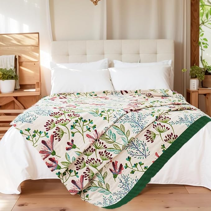 VANJOROY Boho Throw Blanket, 100% Organic Cotton Breathable Ultra Soft 91" x 108" King Bed Quilt Throw - All Season Floral Rustic Farmhouse Decor Luxury Blanket for Sofa Couch Chair and Gift