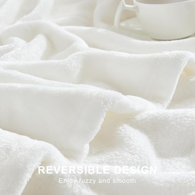 Hansleep Throw White Fleece Blanket, Soft Flannel Bed Blanket | Fuzzy Cozy Blanket 50x60 Inches, Multi-use for Bed, Sofa, Couch, Travel, Camping, All Season Warm Lightweight Cover