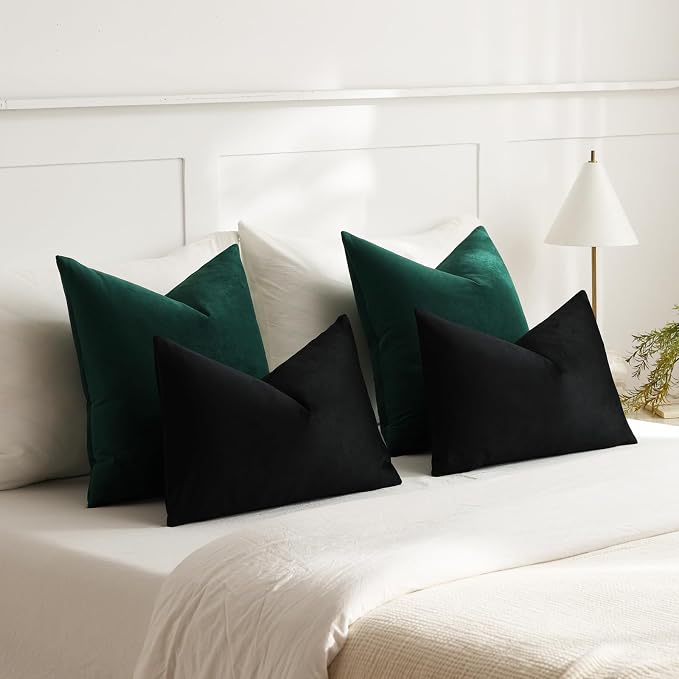 Throw Pillow Covers 20x20 Green: Pack of 2 Cozy Soft Velvet Square Modern Luxury Decorative Throw Pillow Cases for Sofa Couch Living Room Bed Home Decor Christmas