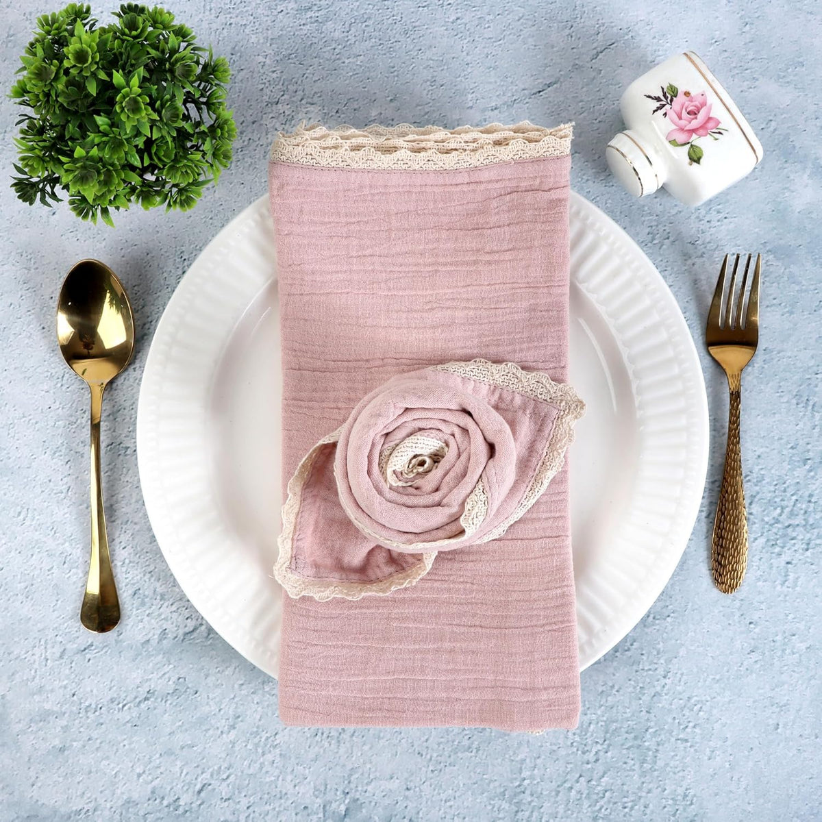 Lace Cloth Napkins, Cotton Gauze, Set of 4, 20x20 in,Peach Wipe
