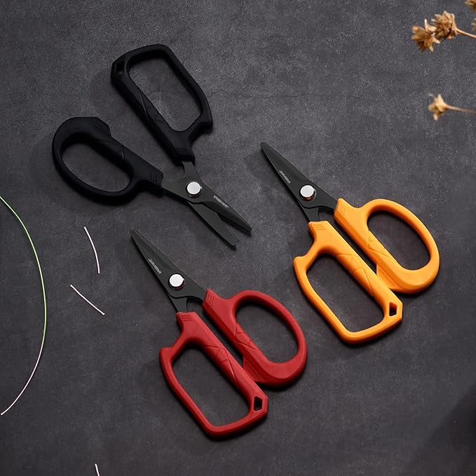 JARVISTAR 4.65" Fishing Scissors - Heavy Duty Line Cutter with Spring Clip Keychain, Dual Serrated Stainless Blades - Cuts Braided, Mono & Fluorocarbon Lines for Saltwater & Freshwater Black