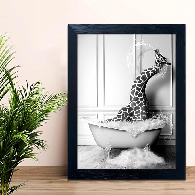 Black and White Bathroom Wall Art Funny Giraffe in Bathtub Wall Decor Framed Farmhouse Painting Animal Canvas Wall Art Bathroom Artwork