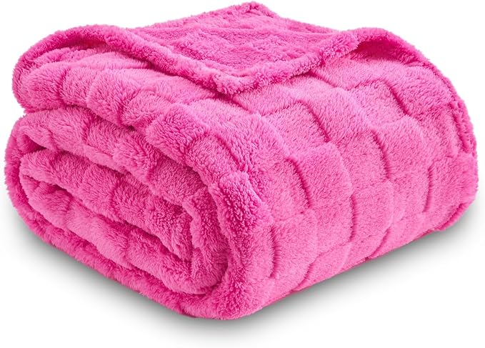 NEWCOSPLAY 3D Checkered Flannel Twin Blanket, Hot Pink Checkered, 60"x80" | Super Soft Cute Lightweight Decorative Premium Silky Fleece Blanket for Couch Sofa Bed, Gift for Women Men, All Season Use