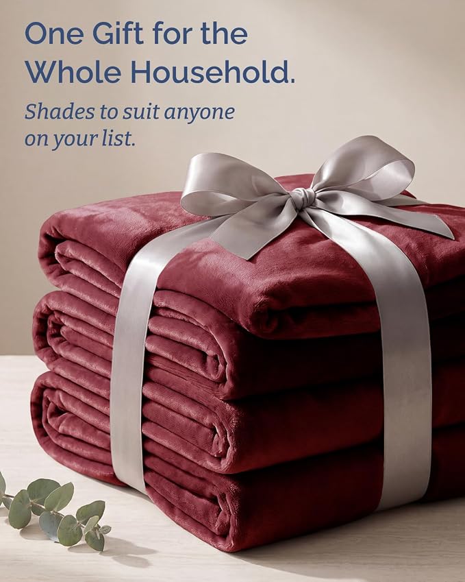 Ultra Soft Fleece Blanket Oversized King Size - Flannel Fleece Luxury Blanket - Lightweight for Couch Bed Chair - Thick, Warm and Breathable - All Season Cozy, Burgundy