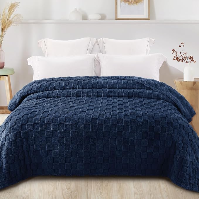 Exclusivo Mezcla 3D Checkered Fleece Queen Blanket for Bed, Navy Blue | Super Soft and Cozy Fluffy Blanket, Lightweight, Breathable, Decorative Blanket for Living Room, Bedroom, All Season, 90"x90"