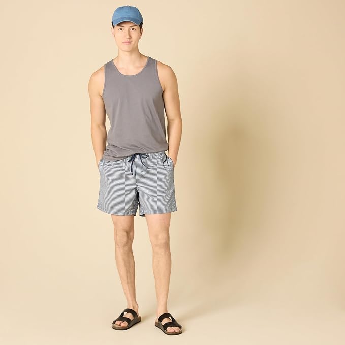 Amazon Essentials Men's Active Quick Dry Tech Stretch Moisture Wicking Lightweight Gym Tank Top