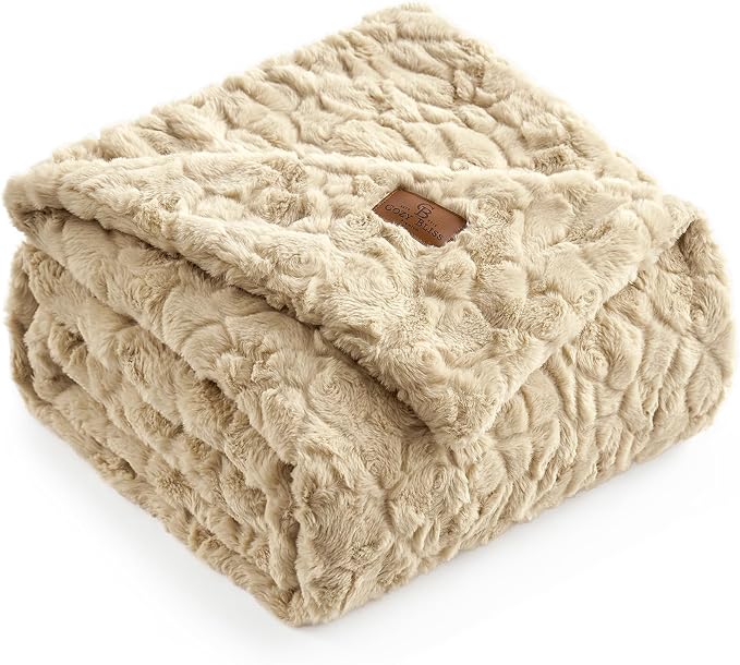 Cozy Bliss Faux Fur Throw Blanket for Couch, Fuzzy Soft Plush Thick Warm Fluffy Reversible Wave Textured Blanket for Sofa Bedroom Living Room, 55 * 70 Inches Khaki