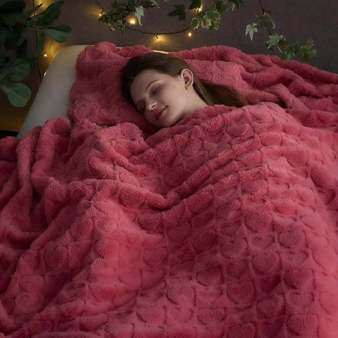 NEWCOSPLAY 3D Heart Checkered Flannel Queen Blanket, Coral Pink, 90"x90" | Super Soft Cute Lightweight Decorative Premium Silky Fleece Blanket for Couch Sofa Bed, Gift for Women Men, All Season Use