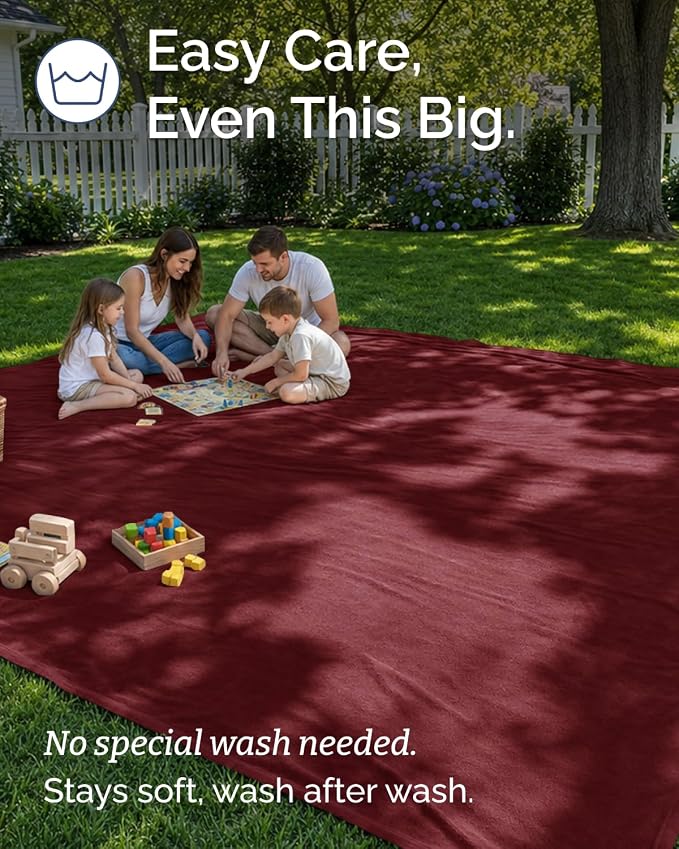 Ultra Soft Fleece Blanket Oversized King Size - Flannel Fleece Luxury Blanket - Lightweight for Couch Bed Chair - Thick, Warm and Breathable - All Season Cozy, Burgundy