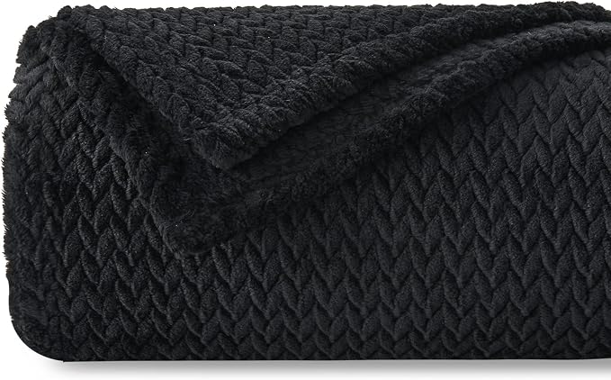 NEWCOSPLAY Fleece Leaves Pattern Queen Blanket, Black, 90"x90" | Super Soft Throw Blanket, Lightweight Cozy Bed Sofa Blanket, Premium Silky Flannel Fleece, Travel Blanket for All Season Use