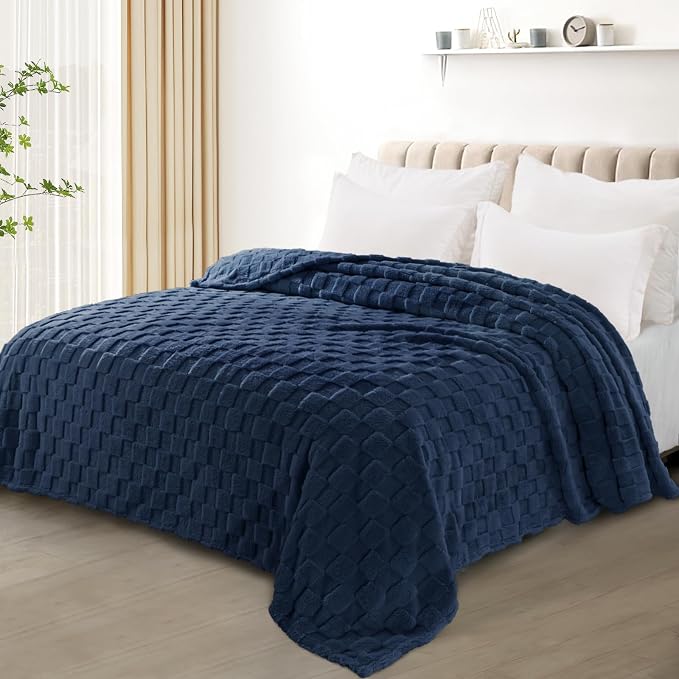 Exclusivo Mezcla 3D Checkered Fleece Queen Blanket for Bed, Navy Blue | Super Soft and Cozy Fluffy Blanket, Lightweight, Breathable, Decorative Blanket for Living Room, Bedroom, All Season, 90"x90"