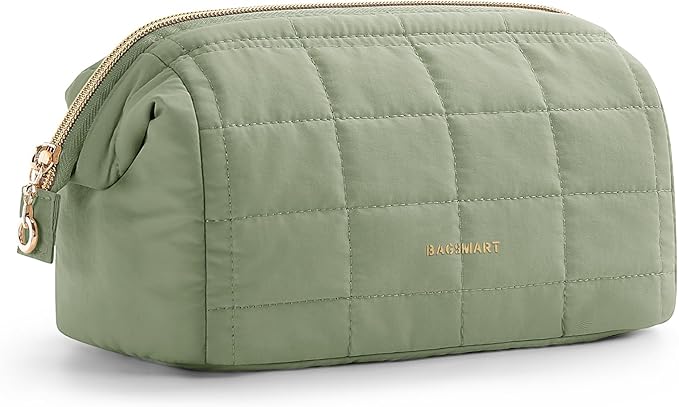 BAGSMART Makeup Bag Travel Toiletry Bag, Wide-open Zipper Pouch, Sage Green | Puffy Padded, Travel Essentials, Make Up Bag, For Women, Makeup Organizer, Toiletries Accessories Brushes