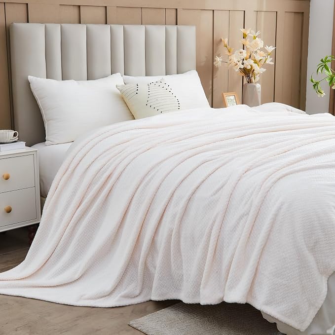 NEWCOSPLAY Fleece Leaves Pattern Queen Blanket, Ivory, 90"x90" | Super Soft Throw Blanket, Lightweight Cozy Bed Sofa Blanket, Premium Silky Flannel Fleece, Travel Blanket for All Season Use