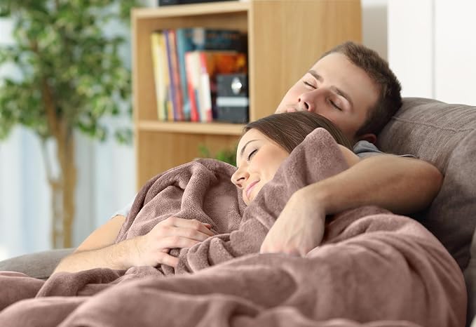 Utopia Bedding Soft Fleece Bed Blanket Throw Size Rose Pink (50x60 Inch) | Microfiber Plush Warm Lightweight Breathable Cozy Blanket Anti-Static, All Season Use, Gift for Women and Men