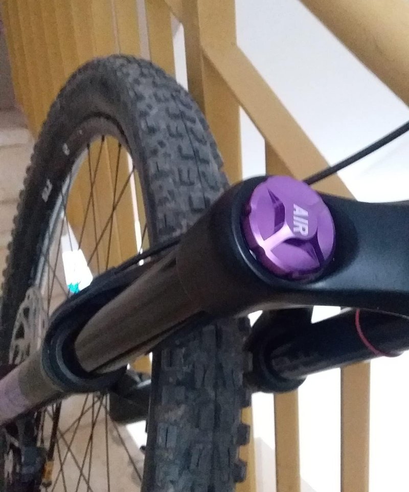 ZTZ CNC Aluminum Alloy Mountain Bike Fork Valve Cover, MTB Front Fork Cap Protector, Replacement Part Accessory for Bike Upgrades (Purper)