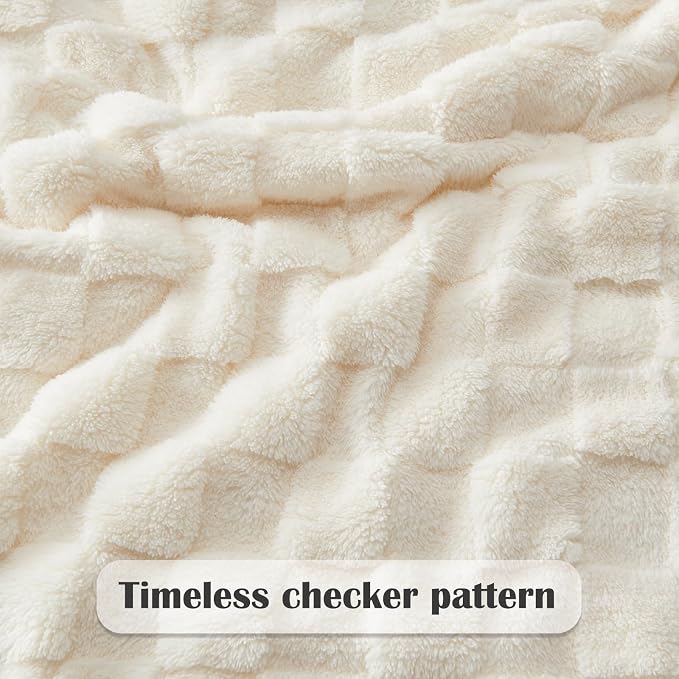 NEWCOSPLAY 3D Checkered Flannel Twin Blanket, Ivory Checkered, 60"x80" | Super Soft Cute Lightweight Decorative Premium Silky Fleece Blanket for Couch Sofa Bed, Gift for Women Men, All Season Use