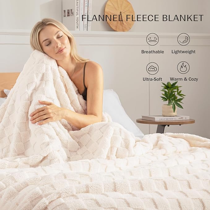 Exclusivo Mezcla 3D Checkered Fleece King Blanket for Bed, Ivory | Super Soft and Cozy Fluffy Blanket, Lightweigh and Breathable Blanket for Living Room, Bedroom, Decor, All Season, 104"x90"