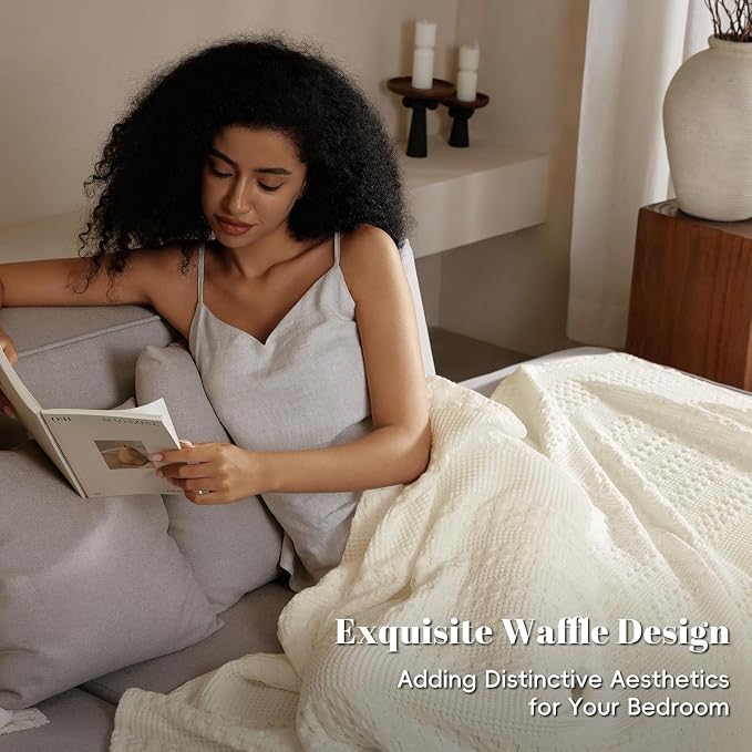 PHF 100% Cotton Waffle Weave Blanket Queen Size, Lightweight Breathable Summer Blanket for Hot Sleepers, Pre-Washed Soft Layer for Bed, Couch, Aesthetic Home Decor & Gift, 90"x90", Cannoli Cream