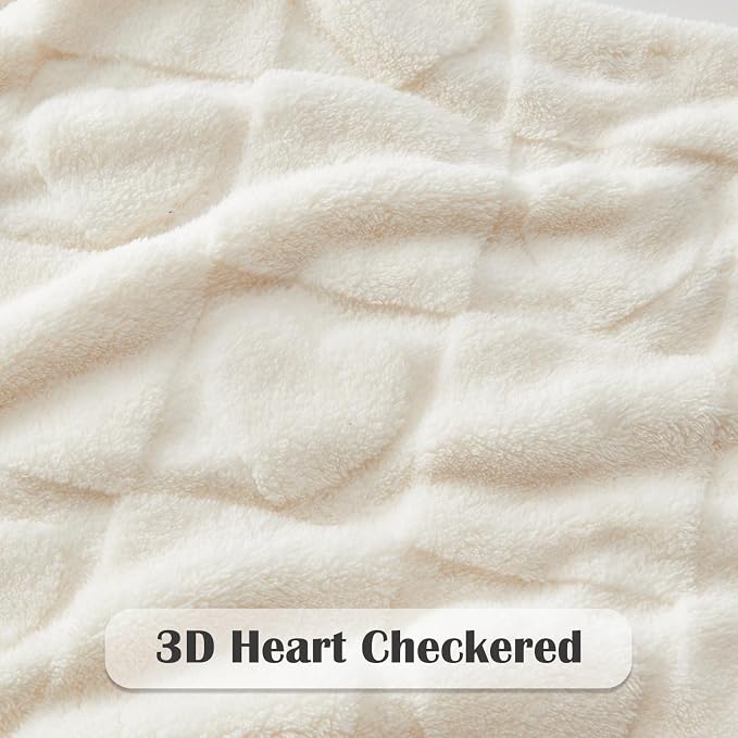 NEWCOSPLAY 3D Heart Checkered Flannel King Blanket, Ivory Love, 90"x110" | Super Soft Cute Lightweight Decorative Premium Silky Fleece Blanket for Couch Sofa Bed, Gift for Women Men, All Season Use