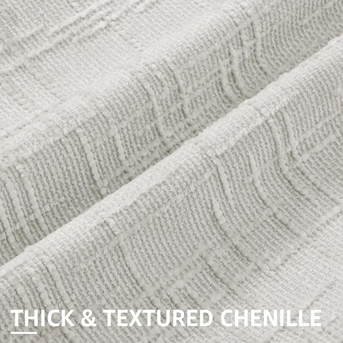 decorUhome Textured Chenille Throw Pillow Covers 18x18 Set of 2 Light Grey | Fall Modern Farmhouse Soft Cozy Slubby Couch Pillow Cases Boho Decorative Pillow Cases for Bed Sofa Living Room Home Decor