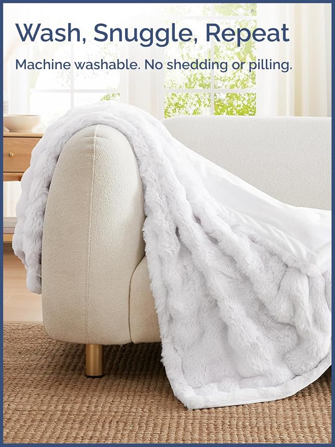 3D Fleece Bubble Blanket King Size - Rabbit Blanket - 90" x 108", White | Soft Fluffy Faux Fur Blanket for Couch Sofa & Chair, Cozy Gifts for Women, Tie Dye Cloud Throw Bed Cover, Thick Plush Bedding