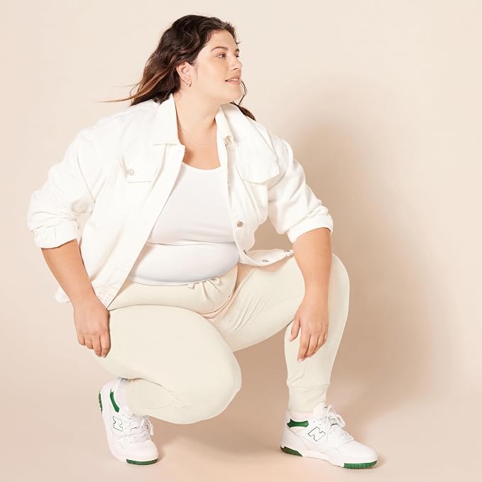 Amazon Essentials Women's Fleece Jogger Sweatpant (Available in Plus Size)