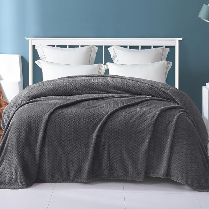 Exclusivo Mezcla Soft Fleece Bed Blanket Queen Size, 90”x90”, Dark Grey | Cozy Fluffy Lightweight Blankets for Summer, Decorative Plush Flannel Throws for Living room, Bedroom with Leaves Pattern