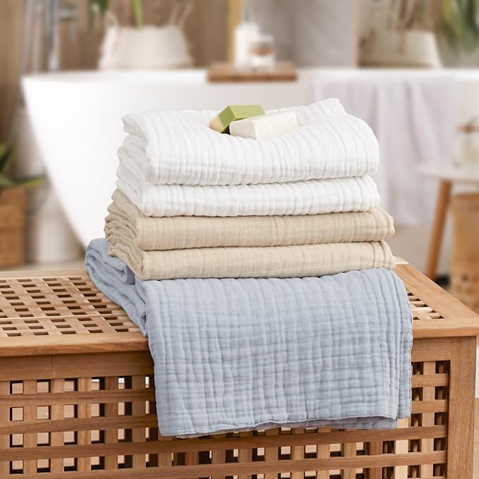 Love's cabin 100% Cotton Muslin Blanket, 6 Layer Lightweight Breathable Gauze Throw Blanket 50 x 60 Inches, Soft All Season Blanket for Couch, Bed, Sofa, White