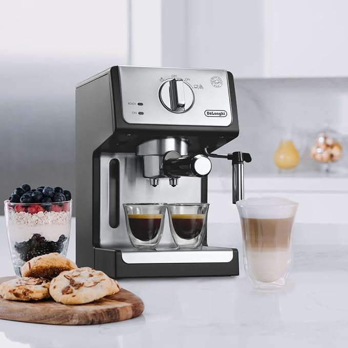 De'Longhi 15-Bar Pump Espresso Machine with Milk Frother & Temperature Control - Compact Home Barista Coffee Maker for Espresso, Latte, Cappuccino & Iced Coffee, Easy to Clean Design