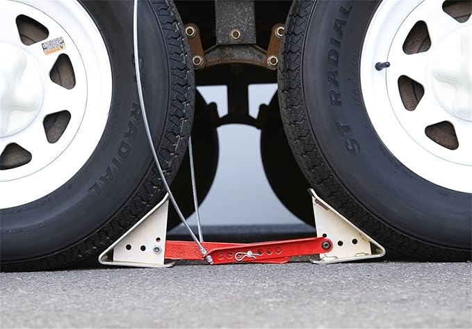 Fastway ONESTEP Wheel Chock for Tandem Axle Trailers and RVs-16 Inches to 24 Inches Long-Qty 1
