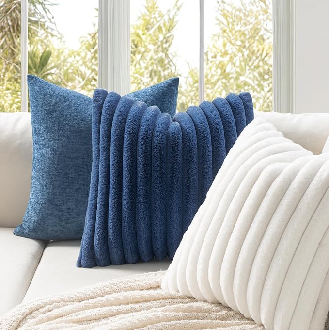 MIULEE Faux Fur Decorative Throw Pillow Covers 20x20 Set of 2 White | Modern Soft Plush Couch Pillows, Cozy Fluffy Cushion Covers for Sofa Bed Living Room Home Decor