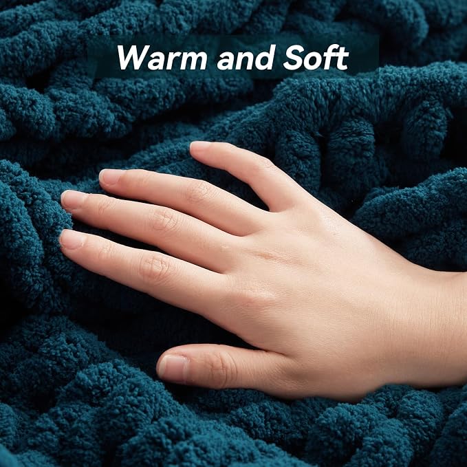Negwoo Chunky Knit Throw Blanket, Knitted Throw Chenille Yarn, 50"*60" | Soft Thick Cable Knitted Blankets, Handmade Big Thick Blanket,Machine Washable Cute Comfy Blanket for Home Decor,Peacock blue