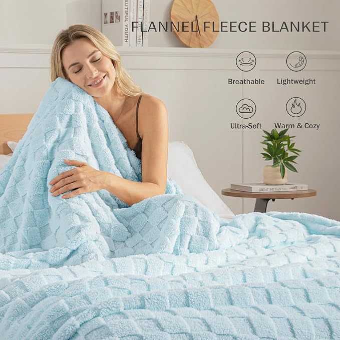 Exclusivo Mezcla 3D Checkered Fleece Queen Blanket for Bed, LCE Blue | Super Soft and Cozy Fluffy Blanket, Lightweight, Breathable, Decorative Blanket for Living Room, Bedroom, All Season, 90"x90"